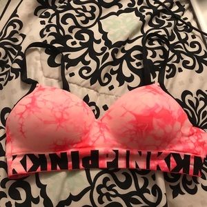 PINK Victoria’s Secret wireless bra